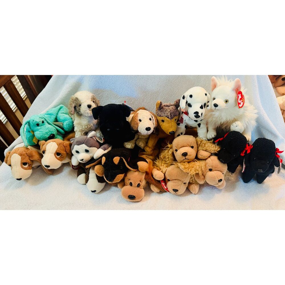 Lot of 18 TY Beanie Baby Dogs